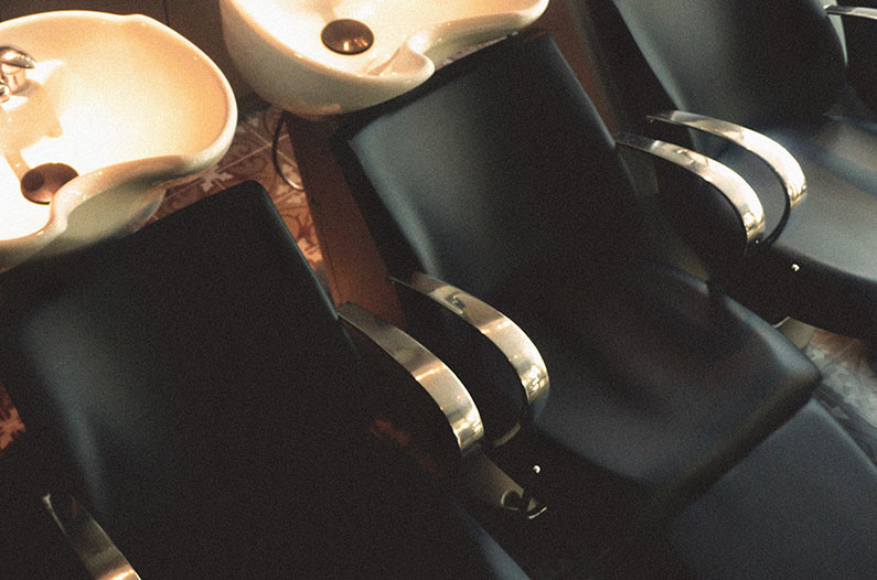 coupe courte avec nuque longue