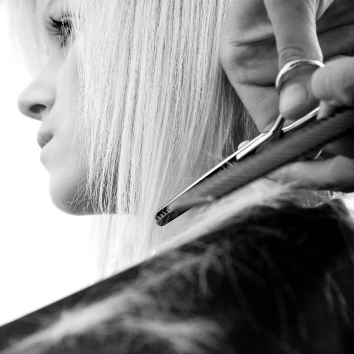 coupe cheveux secs Paris 11